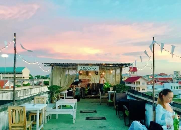 Home&Hug Phuket Exterior foto